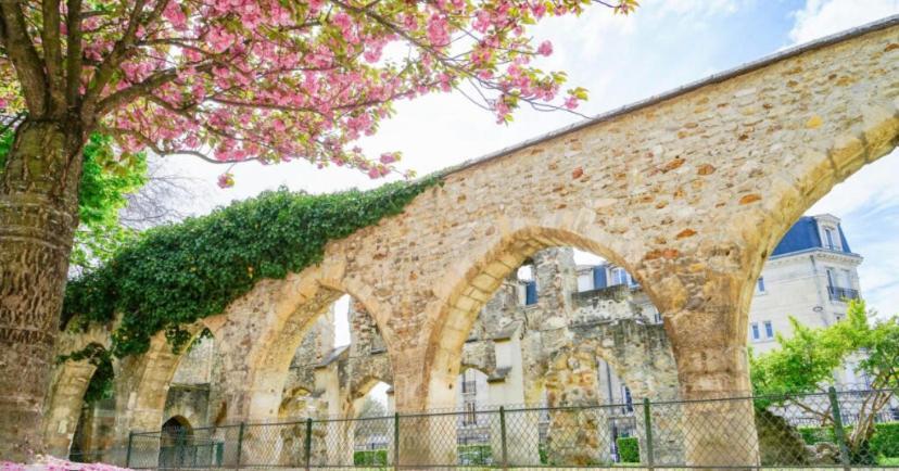L'Ange Dore Reims Bagian luar foto