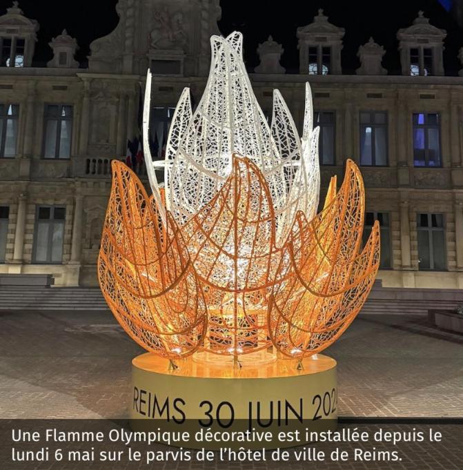 L'Ange Dore Reims Bagian luar foto